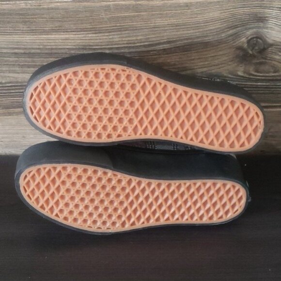 Vans Old Skool Stackform Womens Platform Shoes Romantic Goth Floral Tapestry - Picture 10 of 11